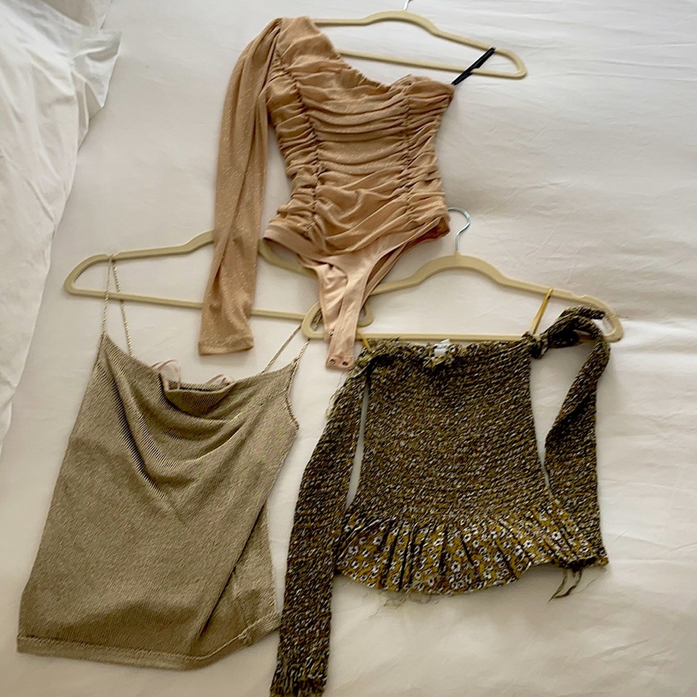 Gold/neutral tops!